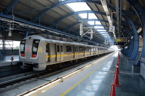 Delhi Metro Construction Service
