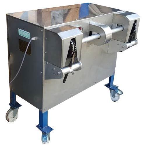 Coconut De-Shelling Machine