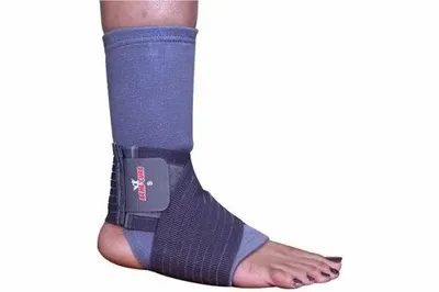 Velcro Strechable Ankle Binder Support, Size: Small