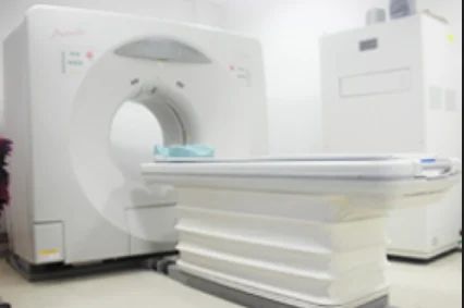 Hitachi Pronto CT Scanner