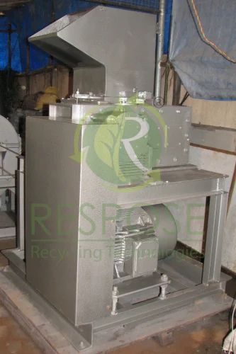 ResposeIndia Waste Plastic Cabinet Shredder for E-waste, 30 Hp, Capacity: 500 Kg/Hour