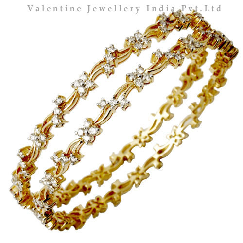 Designer Diamond Studded Gold Bangles, Size: Normal