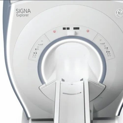 GE Healthcare 1.5 T Magnetic Resonance Imaging Machine