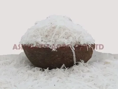 4 Months White Coconut Flakes, Packaging Size: 25Kg