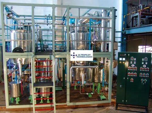 Stainless Steel Pilot Chemical Plant, Automation Grade: Automatic, Capacity: 50 To 500 Litres