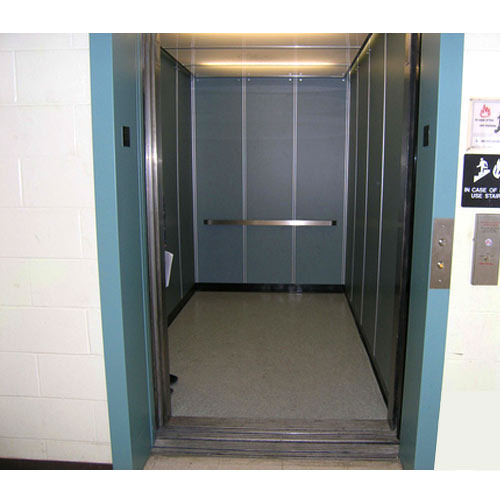 Stainless Steel and Glass Infra Automatic Passenger Lift, 3400 kg