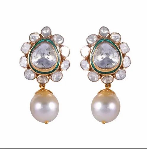 Pihu 18k Yellow Gold Kundan Earrings