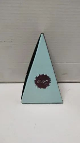 Blue Printed Triangle Pastry Box, For Used To Pack Pastries., Size: 8 Inch