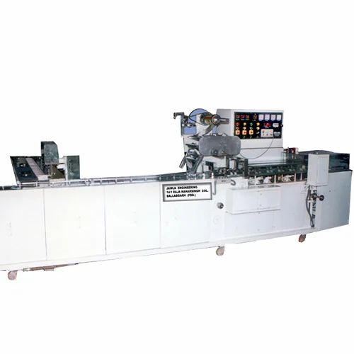 One Edge Packaging Machine With Cream Biscuit Feeder