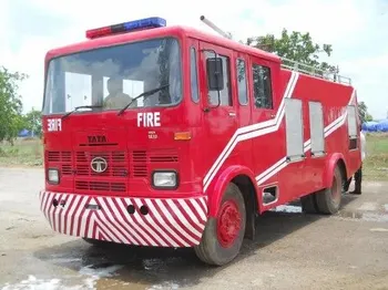 Red Water Cum Foam Fire Tender, Diesel