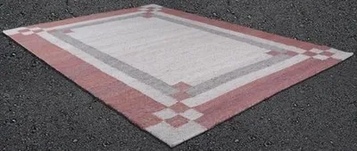 Puzzle Scarlet Rug