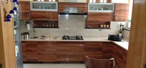 Wooden Modern L Shape Modular Kitchen