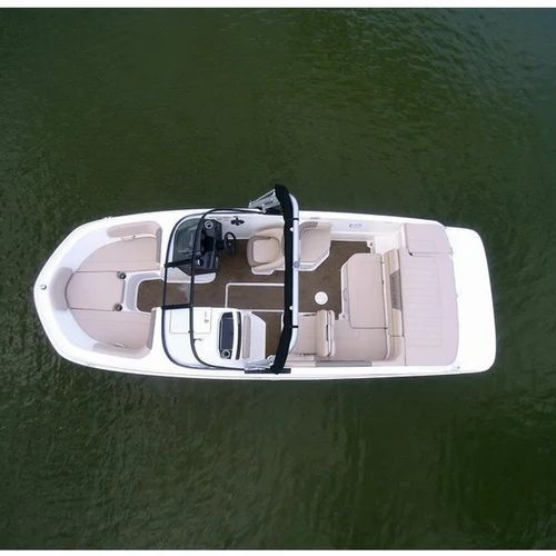 White FRP Bayliner VR6 Bowrider Motor Boat, Seating Capacity: 10 Person