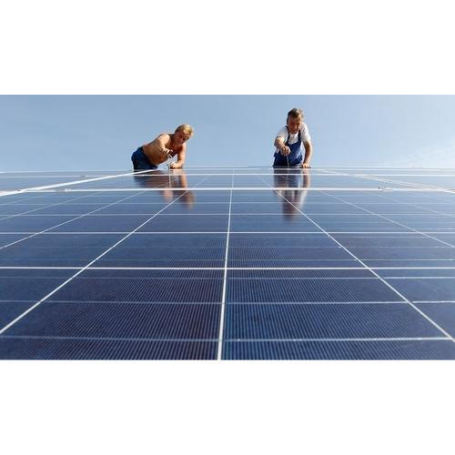 Solar Power Plant Maintenance Service