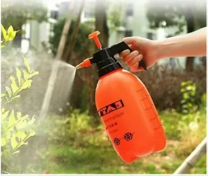 Water Sprayer Hand-held Pump Pressure Garden Sprayer - 2 L