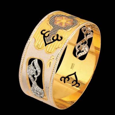 Designer Gold Kada