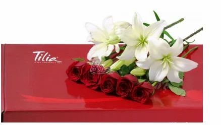 Asiatic Lilies And 5 Roses In A Gift Box