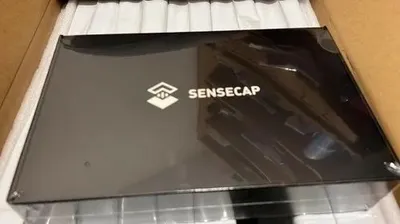 SenseCAP M1 LoRaWAN Indoor Gateway EU868 Helium HNT Miner SEALED