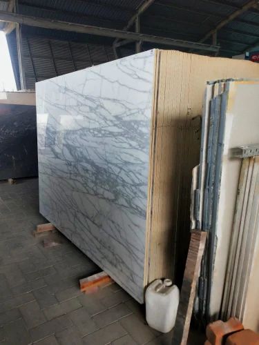 White Statuario Marble Slab, For Flooring, Thickness: 10 mm