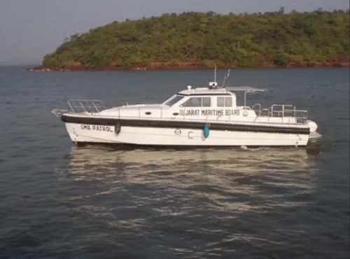 14 MPoint Medium Speed Patrol Boat