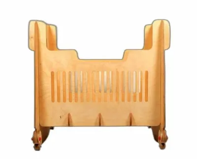 Wooden Baby Cradle, For Home, Size: 18x32x40inch