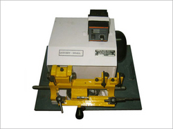 Key Duplicating Machine (Variable Cutter Speed)