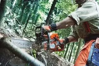 Petrol Driven Chain Saw