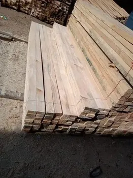 Rectangular New Zealand Pine Wood, For Construction