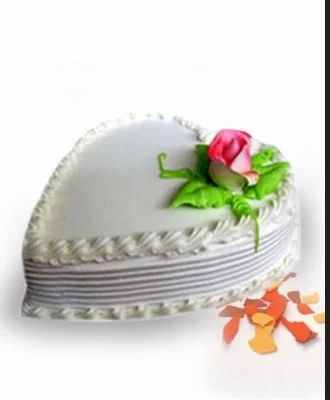 Delicious Heart Shape Vanilla Cake