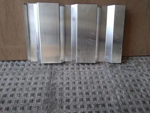 Pure aluminium Mill Finish Strong Profile Roofing Sheet, Thickness Of Sheet: 0.56 mm