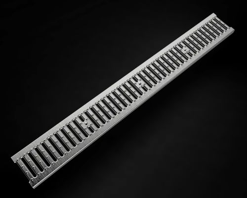 Full Floor (Rectangular) Stainless Steel Drain Grating, For Drainage Cover, Load Capacity: 2-3 Tonne