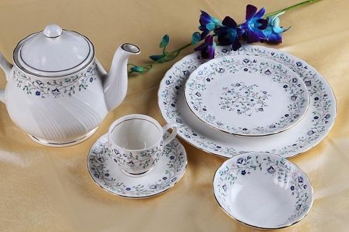 Premium Crockery Sets