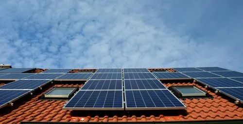 Roof Top Solar Panel Fitting Service